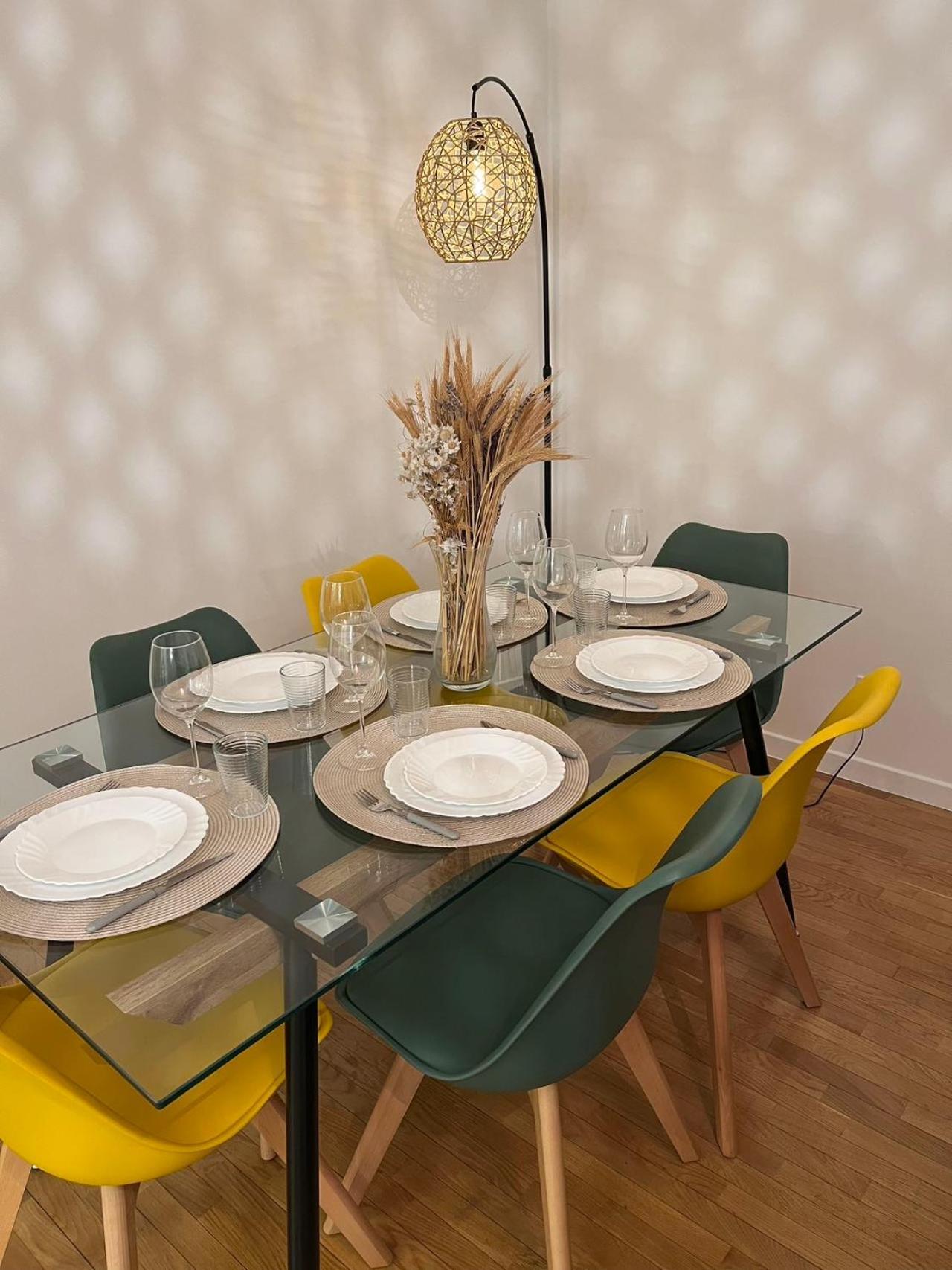 Paris-Montrouge Magnifique Appartement 3 Pieces De 75M2 Avec Parking - Tres Cosy Pour 1 - 8 Personnes Refait A Neuf -Entire Apartment Luxurious And Warm -Montrouge Paris 14Eme - Proche Aeroport Orly Parc Expositions Porte De Versailles Free Wifi Grat Buitenkant foto