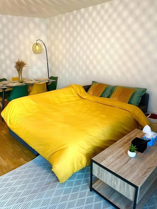 Paris-Montrouge Magnifique Appartement 3 Pieces De 75M2 Avec Parking - Tres Cosy Pour 1 - 8 Personnes Refait A Neuf -Entire Apartment Luxurious And Warm -Montrouge Paris 14Eme - Proche Aeroport Orly Parc Expositions Porte De Versailles Free Wifi Grat Buitenkant foto